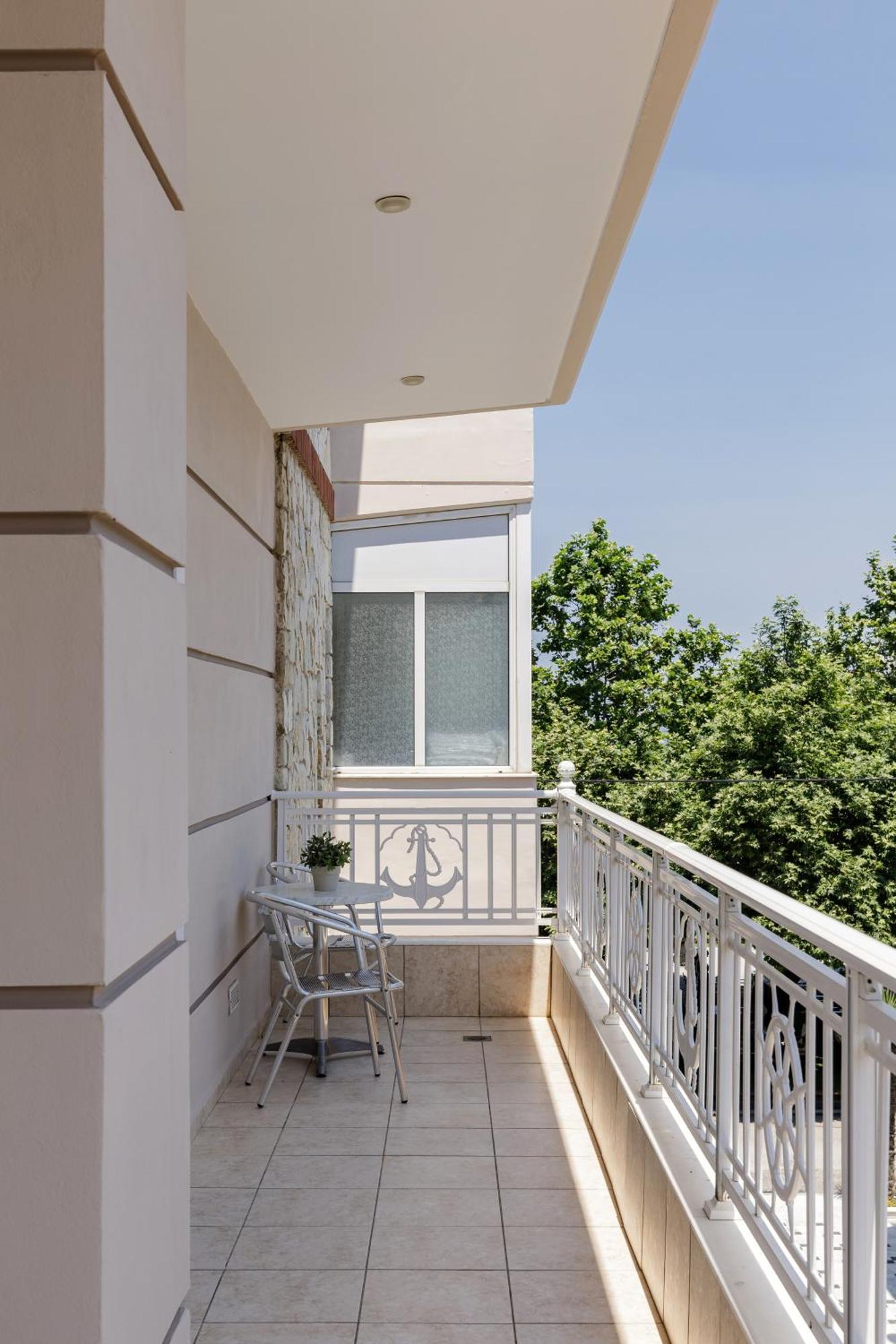 Agyra Seaview Hotel By Panel Hospitality เนปอรอย ห้อง รูปภาพ